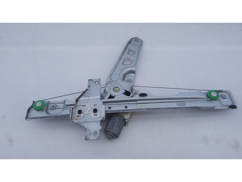 Recambio de elevalunas delantero derecho para peugeot 5008 referencia OEM IAM 9682808880 914241100 