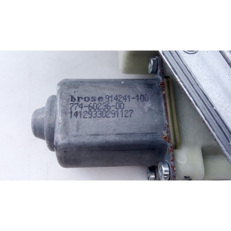 Recambio de elevalunas delantero derecho para peugeot 5008 referencia OEM IAM 9682808880 914241100 