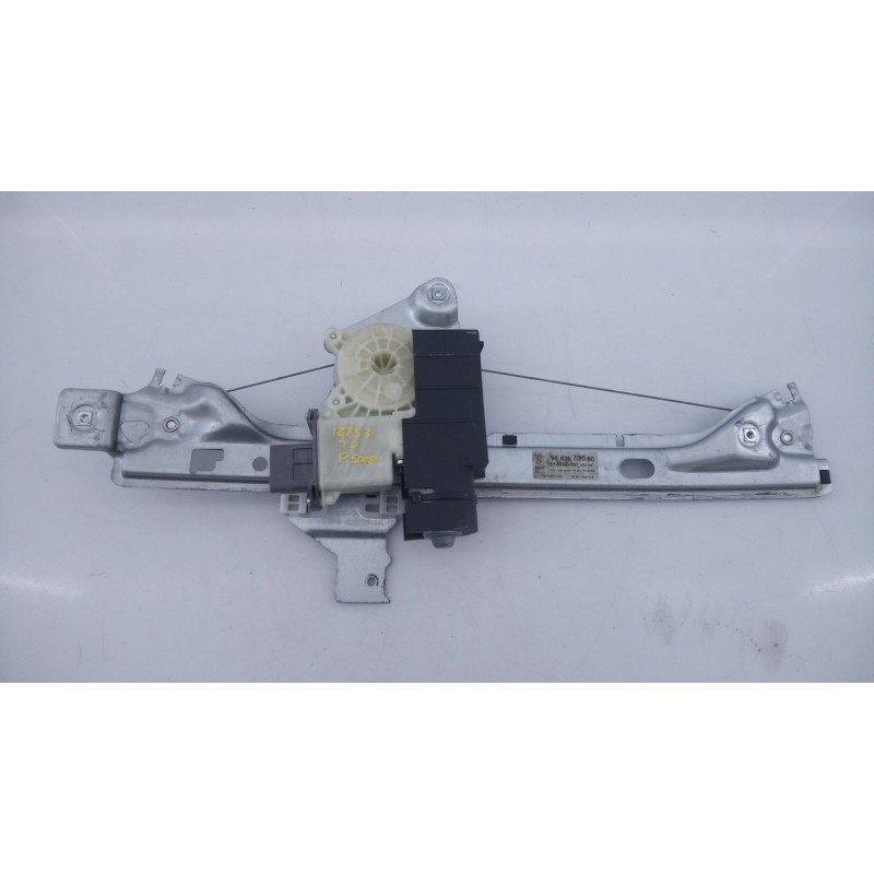 Recambio de elevalunas trasero derecho para peugeot 5008 referencia OEM IAM   