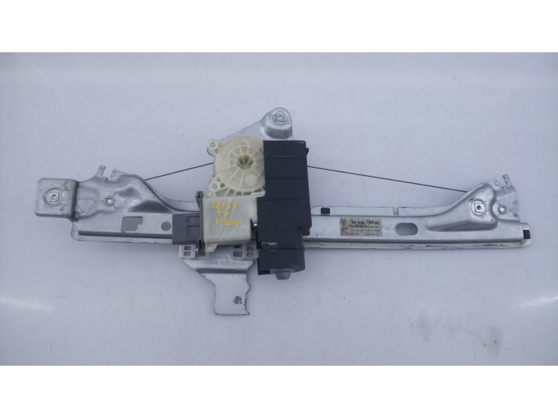 Recambio de elevalunas trasero derecho para peugeot 5008 referencia OEM IAM   