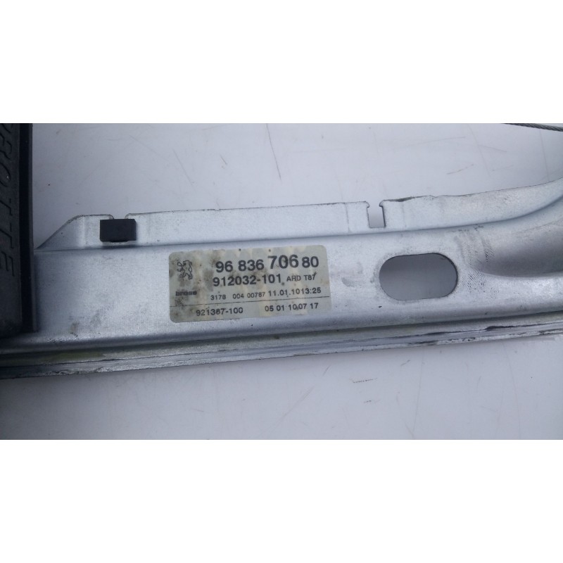 Recambio de elevalunas trasero derecho para peugeot 5008 referencia OEM IAM   