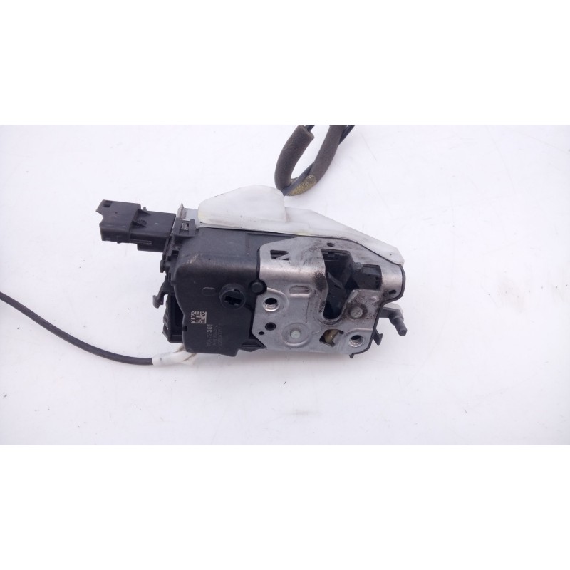 Recambio de cerradura puerta trasera derecha para peugeot 5008 referencia OEM IAM   