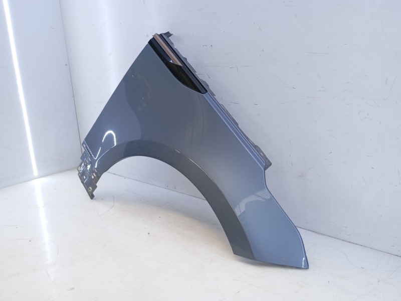 Recambio de aleta delantera derecha para land rover range rover velar referencia OEM IAM   