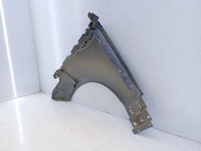 Recambio de aleta delantera derecha para land rover range rover velar referencia OEM IAM   