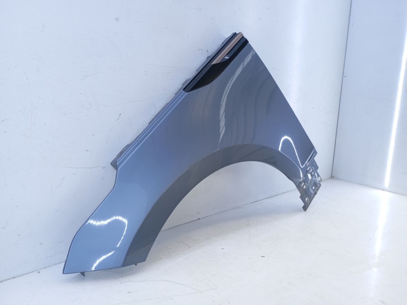 Recambio de aleta delantera izquierda para land rover range rover velar referencia OEM IAM   