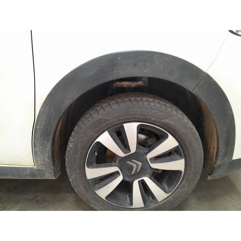 Recambio de aletin delantero derecho para citroën c3 iii (sx) 1.2 puretech 82 referencia OEM IAM   