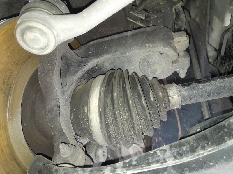 Recambio de mangueta delantera izquierda para citroën c3 iii (sx) 1.2 puretech 82 referencia OEM IAM   