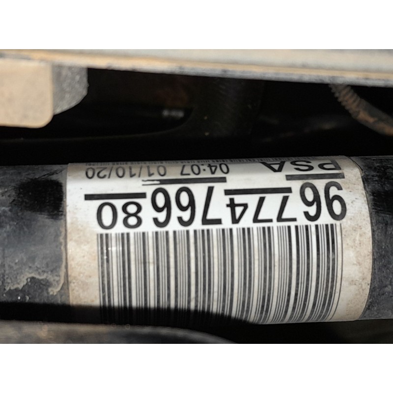 Recambio de transmision delantera derecha para citroën c3 iii (sx) 1.2 puretech 82 referencia OEM IAM 9677476680  