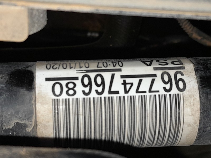 Recambio de transmision delantera derecha para citroën c3 iii (sx) 1.2 puretech 82 referencia OEM IAM 9677476680  