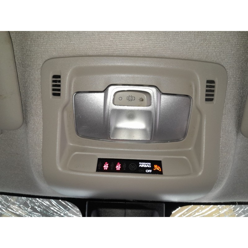 Recambio de luz interior para citroën c3 iii (sx) 1.2 puretech 82 referencia OEM IAM   