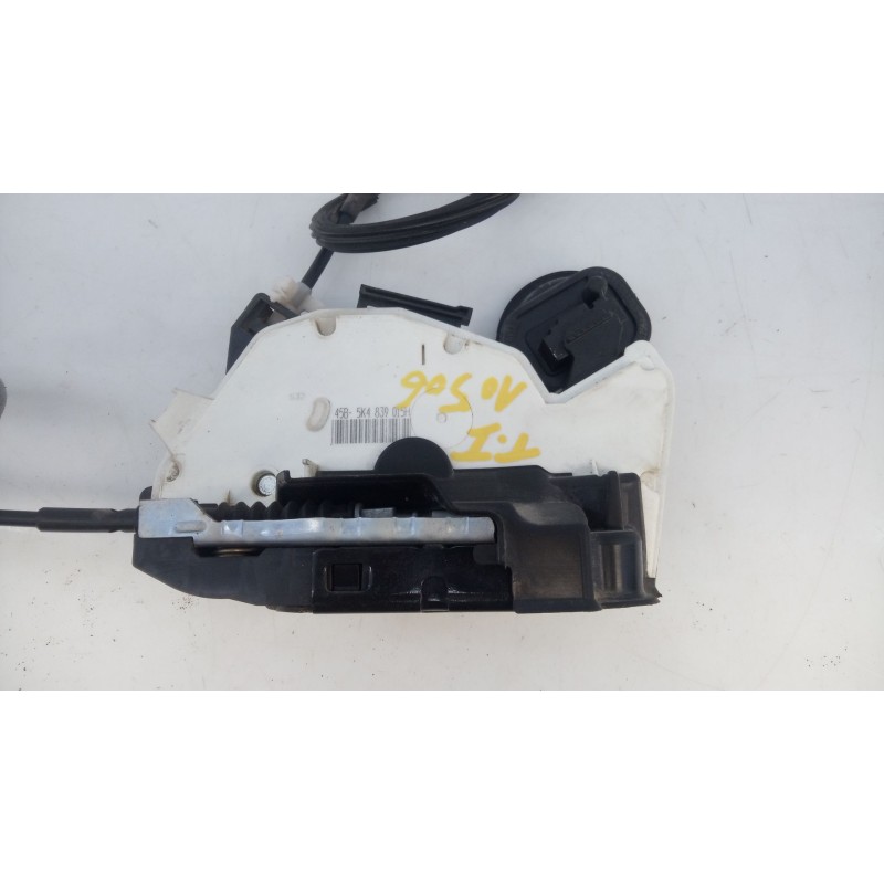 Recambio de cerradura puerta trasera izquierda para volkswagen golf vi (5k1) rabbit bluemotion referencia OEM IAM   
