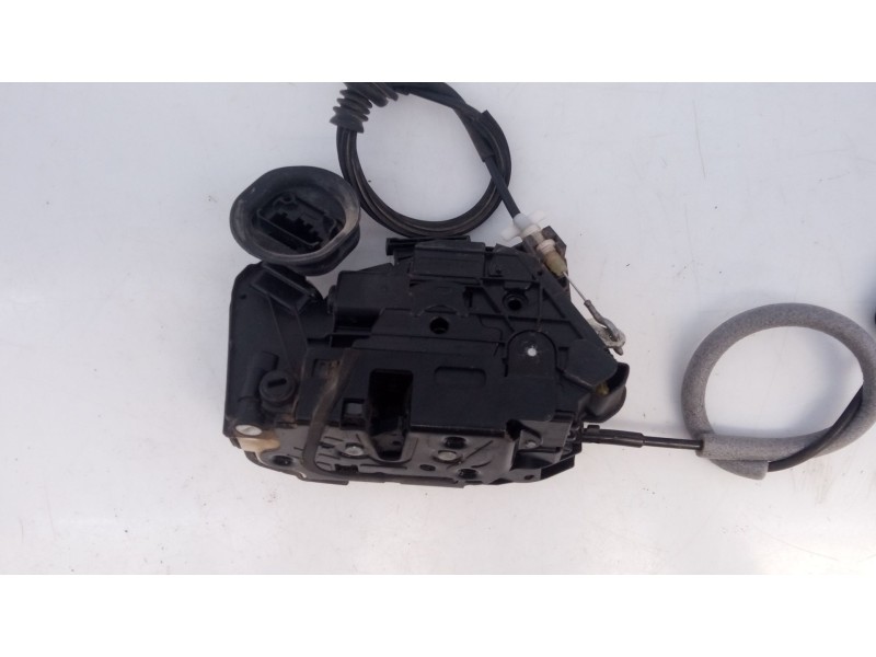Recambio de cerradura puerta trasera izquierda para volkswagen golf vi (5k1) rabbit bluemotion referencia OEM IAM   