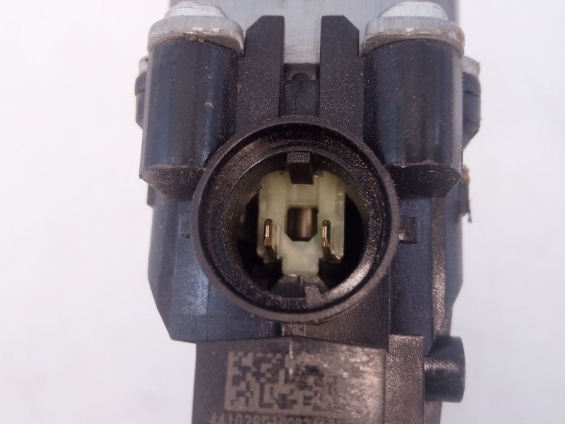 Recambio de elevalunas trasero derecho para hyundai ioniq hybrid referencia OEM IAM 83460G2000  