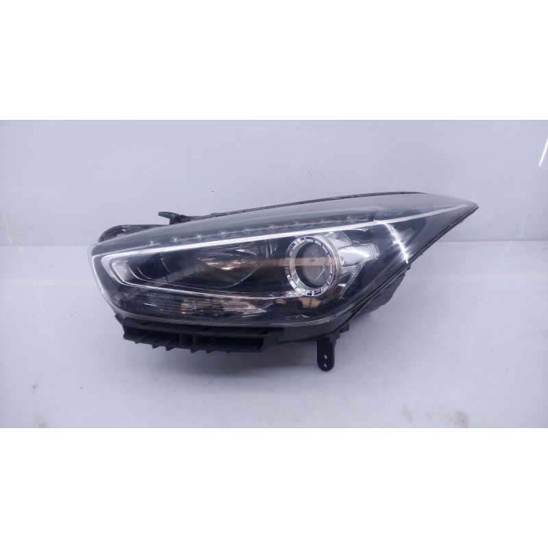 Recambio de faro izquierdo para hyundai i40 comfort referencia OEM IAM   
