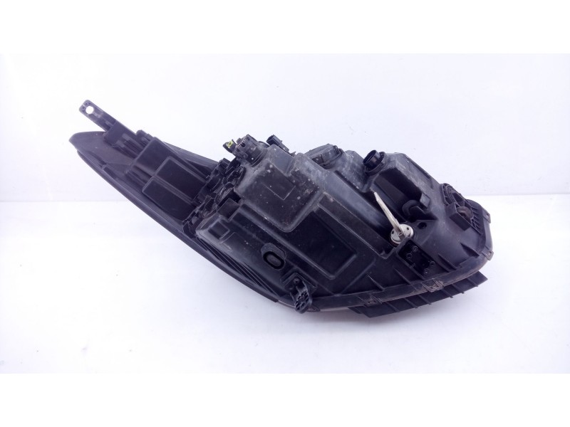Recambio de faro izquierdo para hyundai i40 comfort referencia OEM IAM   