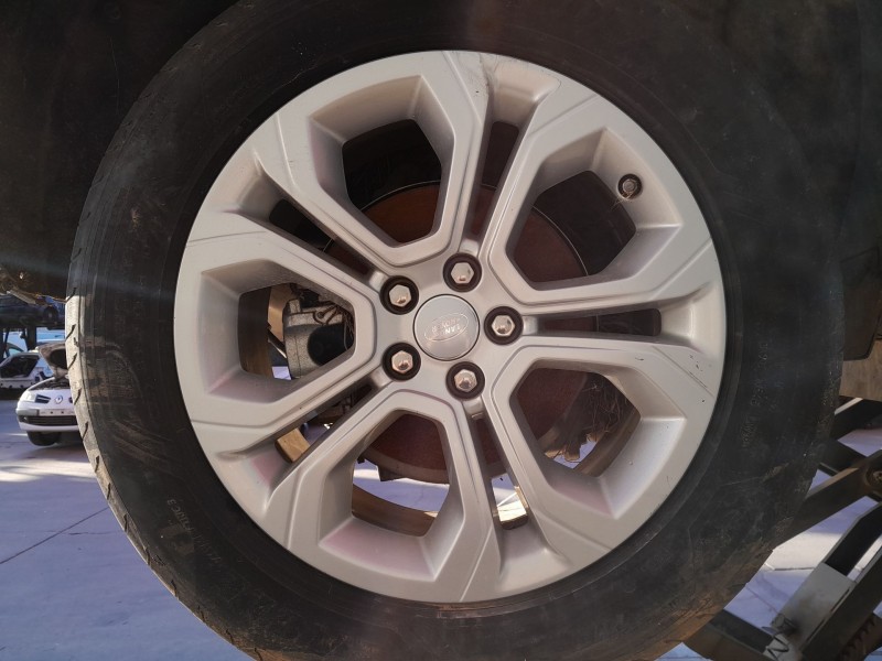 Recambio de llanta para land rover range rover evoque (l551) 2.0 d150 mhev 4x4 referencia OEM IAM 235/60/18  