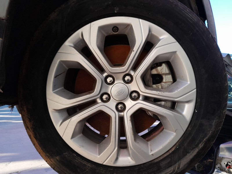Recambio de llanta para land rover range rover evoque (l551) 2.0 d150 mhev 4x4 referencia OEM IAM 235/60/18  
