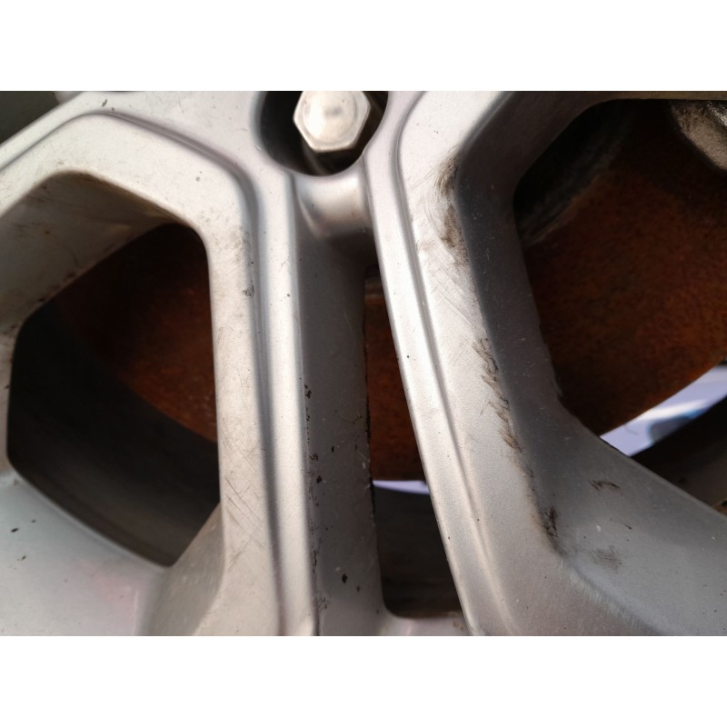 Recambio de llanta para land rover range rover evoque (l551) 2.0 d150 mhev 4x4 referencia OEM IAM 235/60/18  