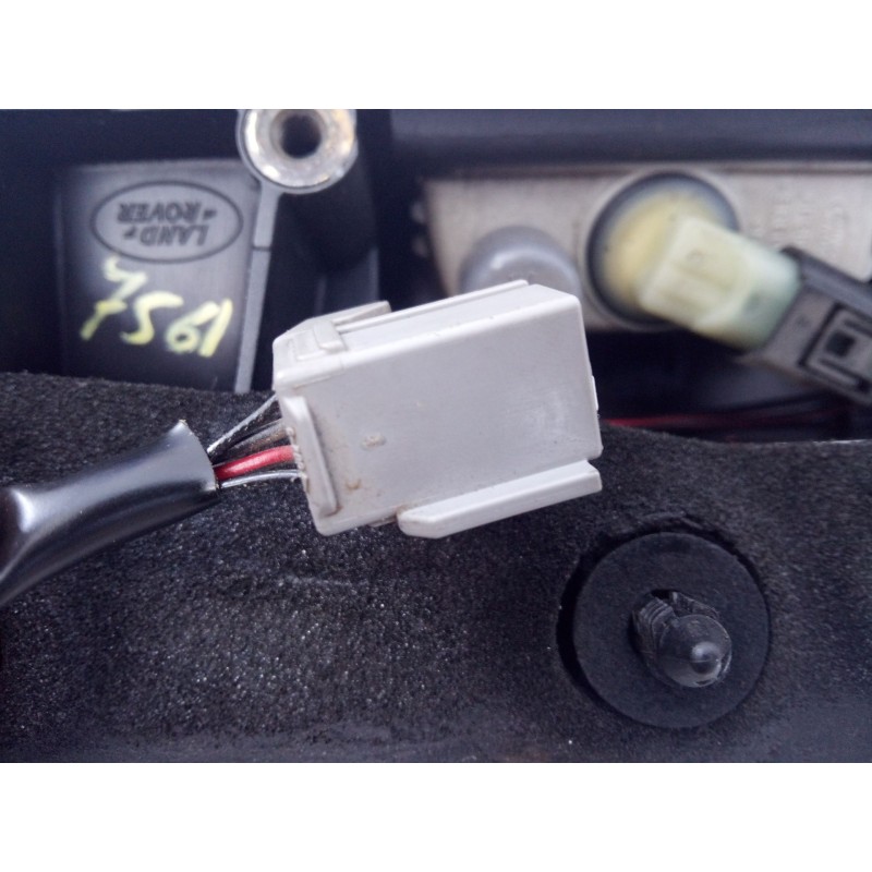 Recambio de maneta exterior porton para land rover discovery 4 tdv6 se referencia OEM IAM   