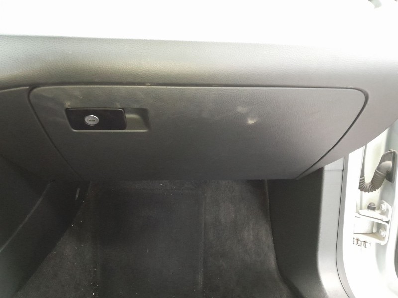 Recambio de guantera para volkswagen passat cc passat cc referencia OEM IAM   