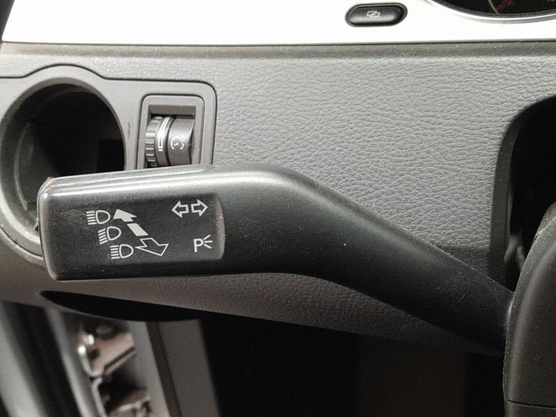 Recambio de mando intermitentes para volkswagen passat cc passat cc referencia OEM IAM   