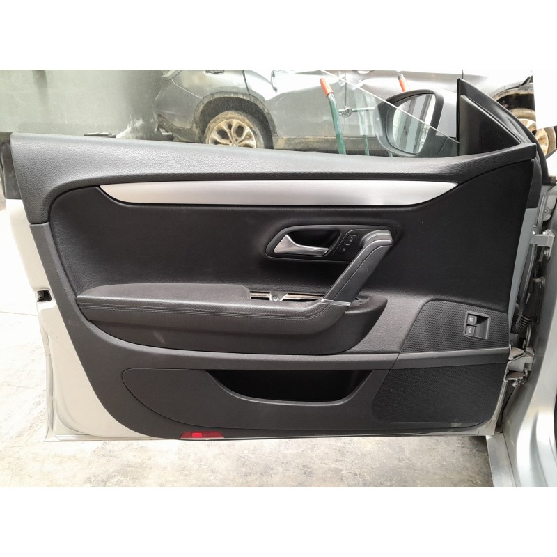 Recambio de guarnecido puerta delantera izquierda para volkswagen passat cc passat cc referencia OEM IAM   