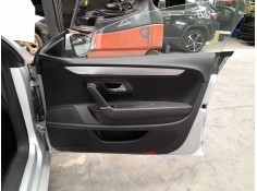 GUARNECIDO PUERTA DELANTERA DERECHA 