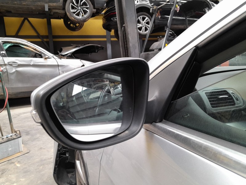 Recambio de retrovisor izquierdo electrico para volkswagen passat cc passat cc referencia OEM IAM   