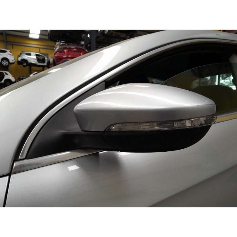 Recambio de retrovisor izquierdo electrico para volkswagen passat cc passat cc referencia OEM IAM   