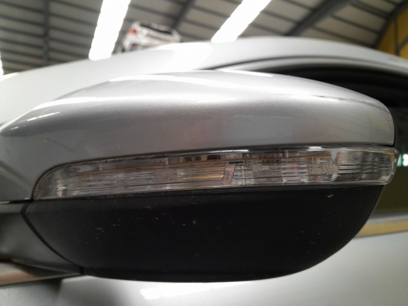 Recambio de retrovisor izquierdo electrico para volkswagen passat cc passat cc referencia OEM IAM   