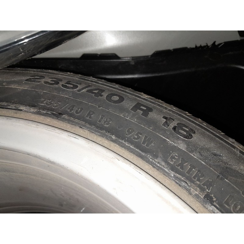 Recambio de neumatico repuesto para volkswagen passat cc passat cc referencia OEM IAM 235/40/18  