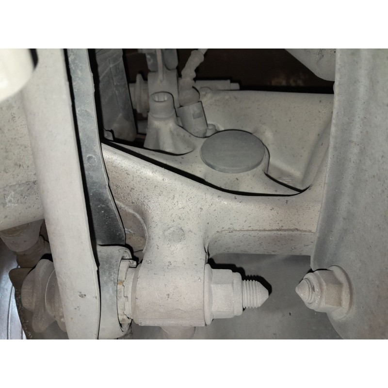 Recambio de mangueta trasera derecha para volkswagen passat cc passat cc referencia OEM IAM   