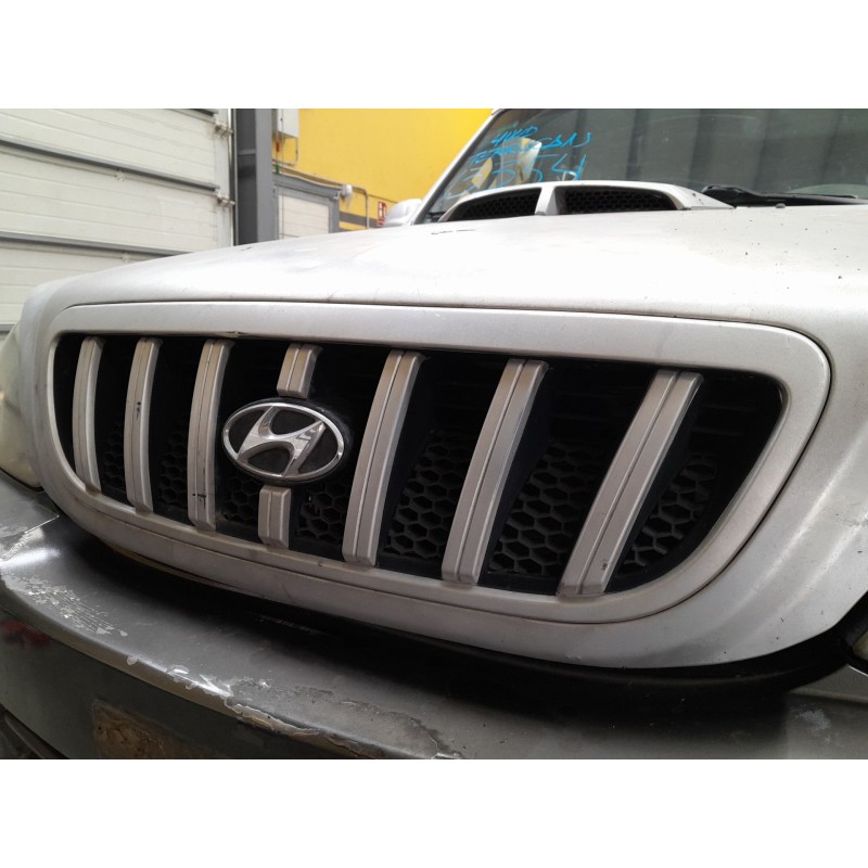 Recambio de rejilla delantera para hyundai terracan (hp) 2.9 crdi 4wd referencia OEM IAM   