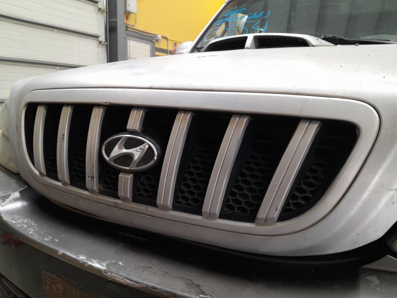Recambio de rejilla delantera para hyundai terracan (hp) 2.9 crdi 4wd referencia OEM IAM   