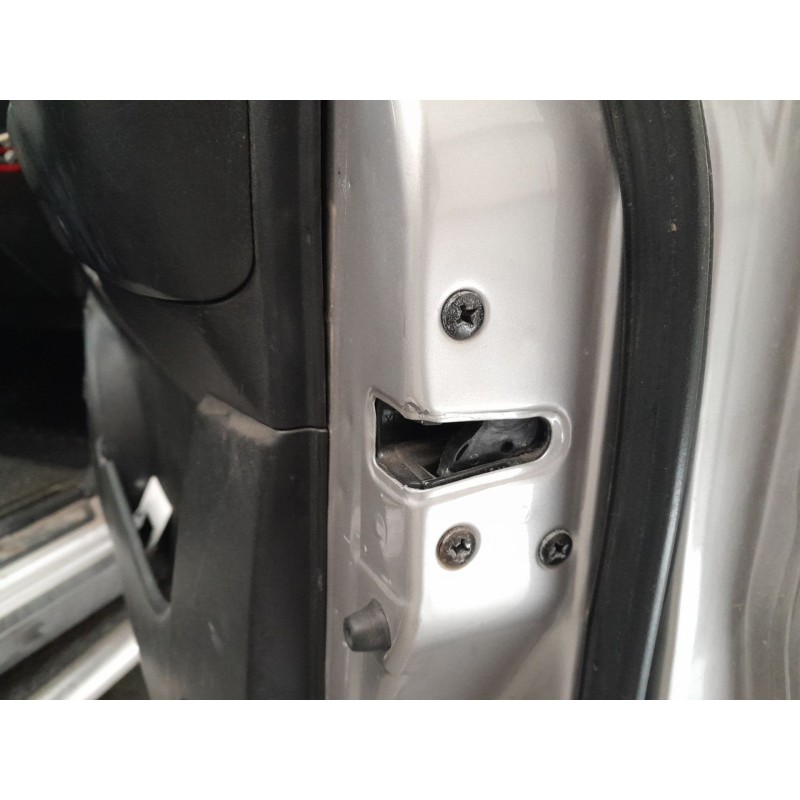 Recambio de cerradura puerta delantera derecha para hyundai terracan (hp) 2.9 crdi 4wd referencia OEM IAM   