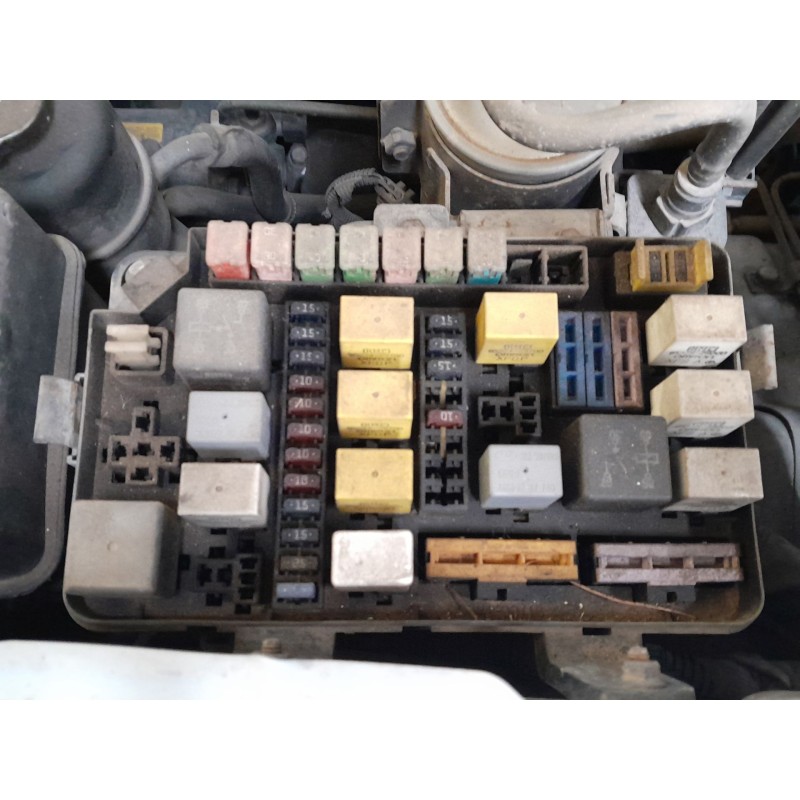 Recambio de caja reles / fusibles para hyundai terracan (hp) 2.9 crdi 4wd referencia OEM IAM   