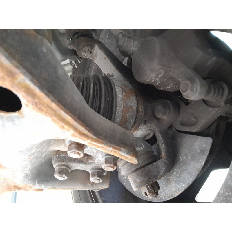 Recambio de mangueta delantera derecha para hyundai terracan (hp) 2.9 crdi 4wd referencia OEM IAM   