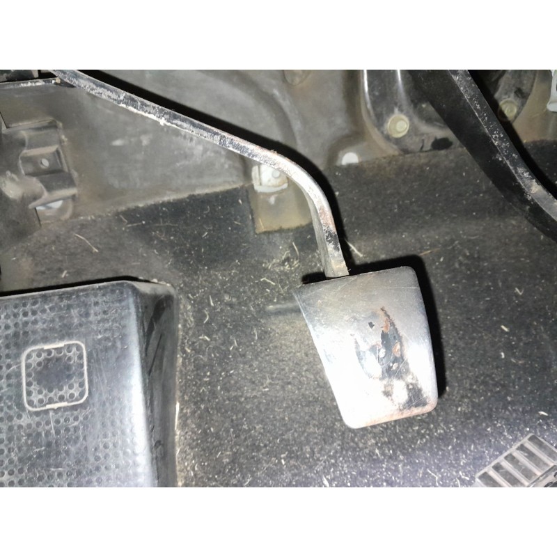 Recambio de pedal embrague para hyundai terracan (hp) 2.9 crdi 4wd referencia OEM IAM   