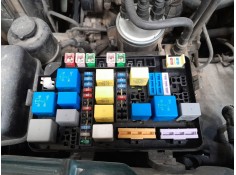 Recambio de caja reles / fusibles para hyundai terracan (hp) 2.9 crdi 4wd referencia OEM IAM   