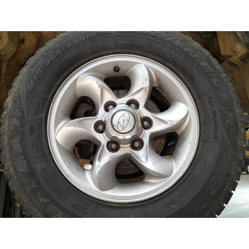 Recambio de llanta para hyundai terracan (hp) 2.9 crdi 4wd referencia OEM IAM 255/65/16  