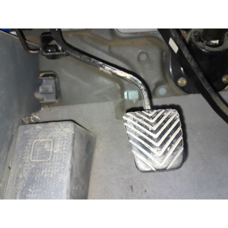 Recambio de pedal embrague para hyundai terracan (hp) 2.9 crdi 4wd referencia OEM IAM   