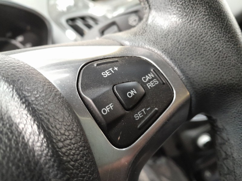 Recambio de volante para ford b-max (jk) 1.0 ecoboost referencia OEM IAM   