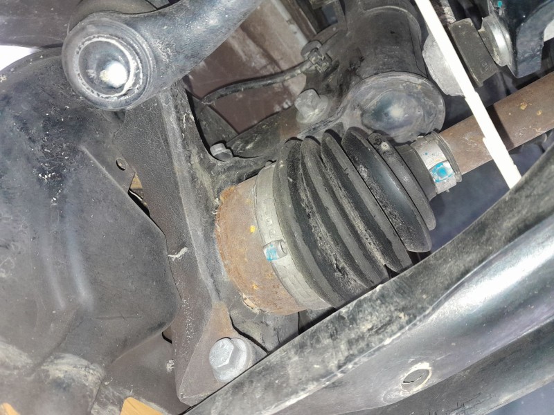 Recambio de mangueta delantera izquierda para ford b-max (jk) 1.0 ecoboost referencia OEM IAM   