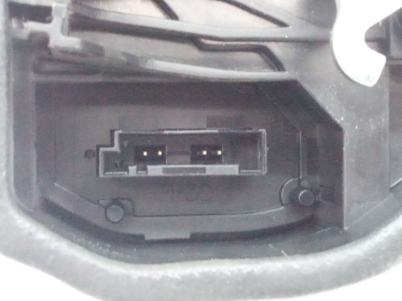 Recambio de cerradura puerta trasera izquierda para bmw x1 (e84) sdrive 18d referencia OEM IAM 7229459  