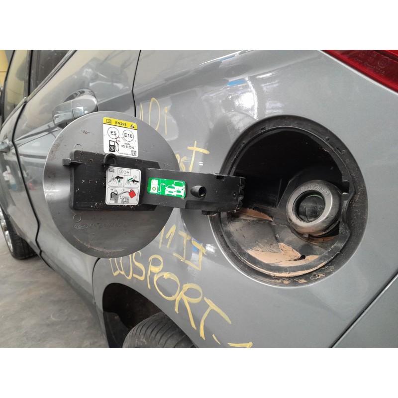 Recambio de tapa exterior combustible para ford ecosport 1.0 ecoboost referencia OEM IAM   