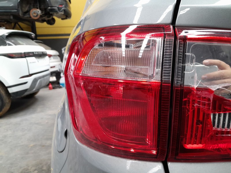 Recambio de piloto trasero izquierdo para ford ecosport 1.0 ecoboost referencia OEM IAM   