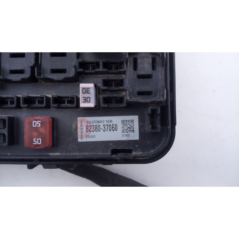 Recambio de caja reles / fusibles para ssangyong korando crystal 4x2 referencia OEM IAM 8238037060  E3-A3-18-1