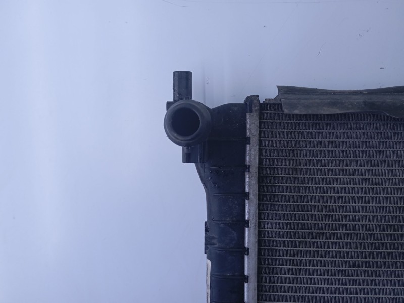 Recambio de radiador agua para audi q2 (gab) design edition referencia OEM IAM 5Q0121251GF  