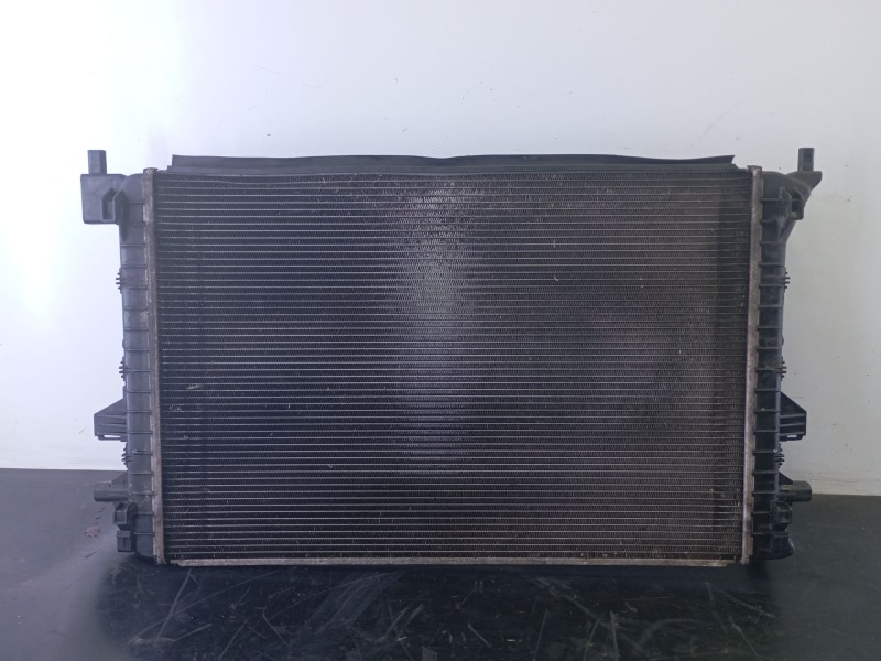 Recambio de radiador agua para audi q2 (gab) design edition referencia OEM IAM 5Q0121251GF  
