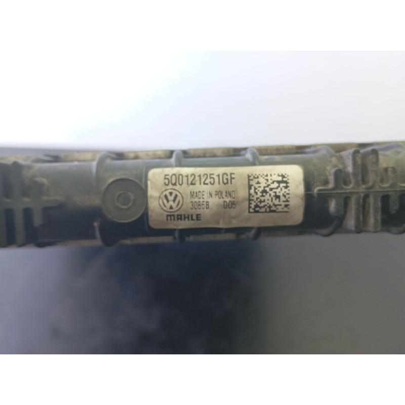 Recambio de radiador agua para audi q2 (gab) design edition referencia OEM IAM 5Q0121251GF  